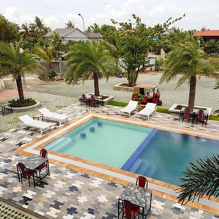 Two Moons Resort Kampot Exterior foto
