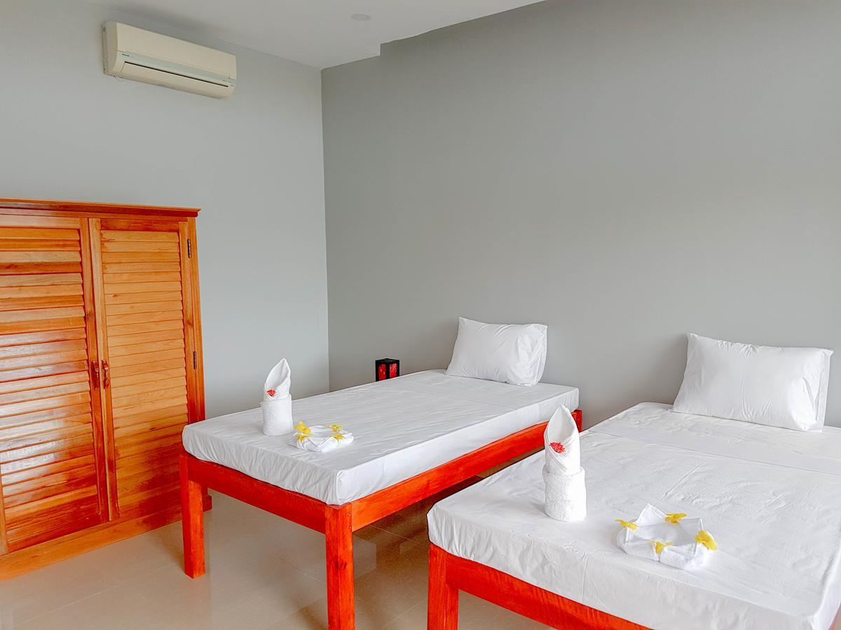 Two Moons Resort Kampot Exterior foto